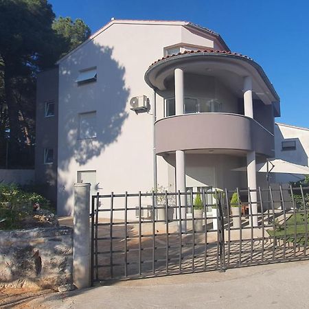 Apartman Tika Pula Extérieur photo